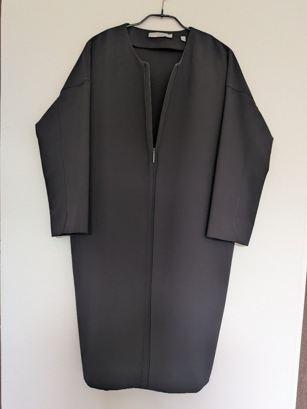 Vince minimalist shift dress Size Medium